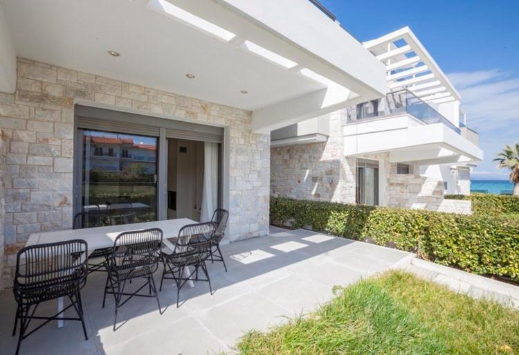 Villa Maisonette In Front Of The Sea